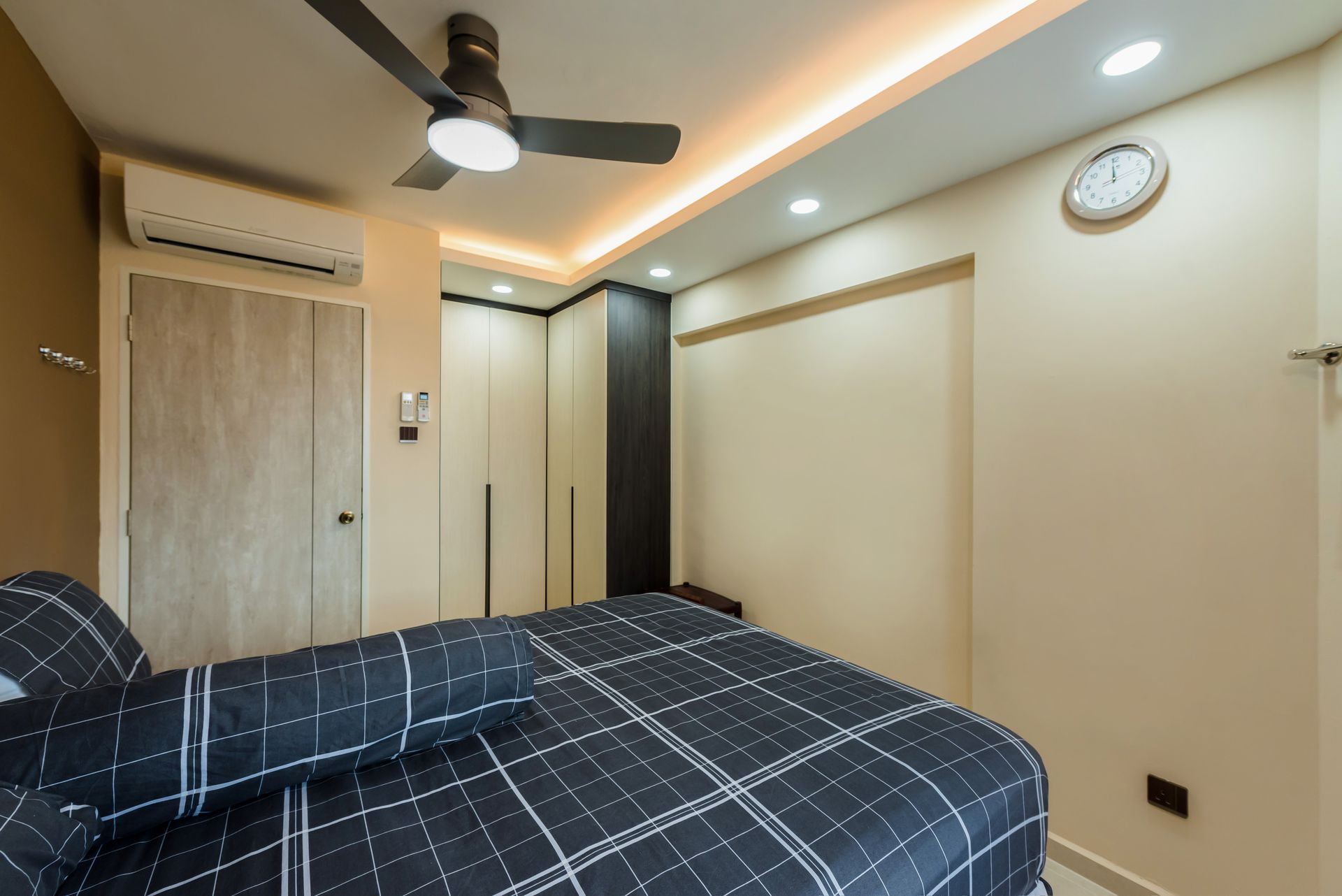 Blk 11 Farrer park Road